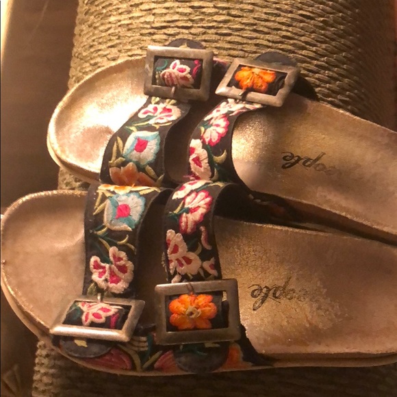 Free people Birkenstock sandals - Picture 2 of 4